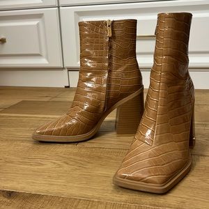 Circus by Sam Edelman square toe booties